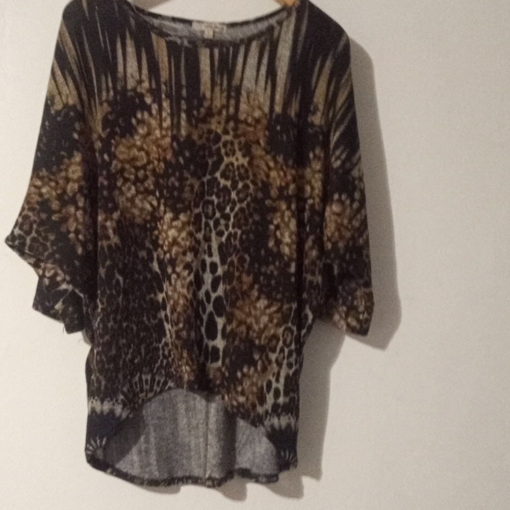 Ultra Teeze animal print top (way)